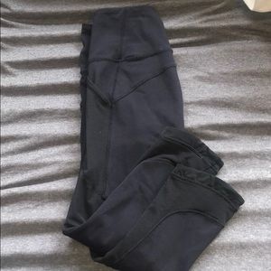 Lululemon cropped leggings